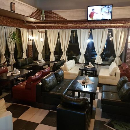Tiara Hotel Добрич Екстер'єр фото