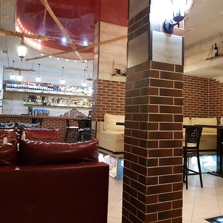 Tiara Hotel Добрич Екстер'єр фото