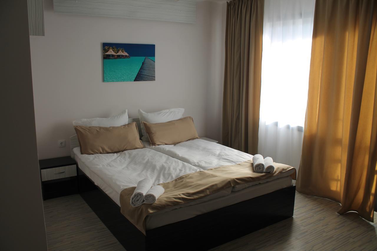 Tiara Hotel Добрич Екстер'єр фото