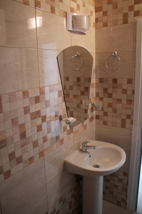 Tiara Hotel Добрич Екстер'єр фото