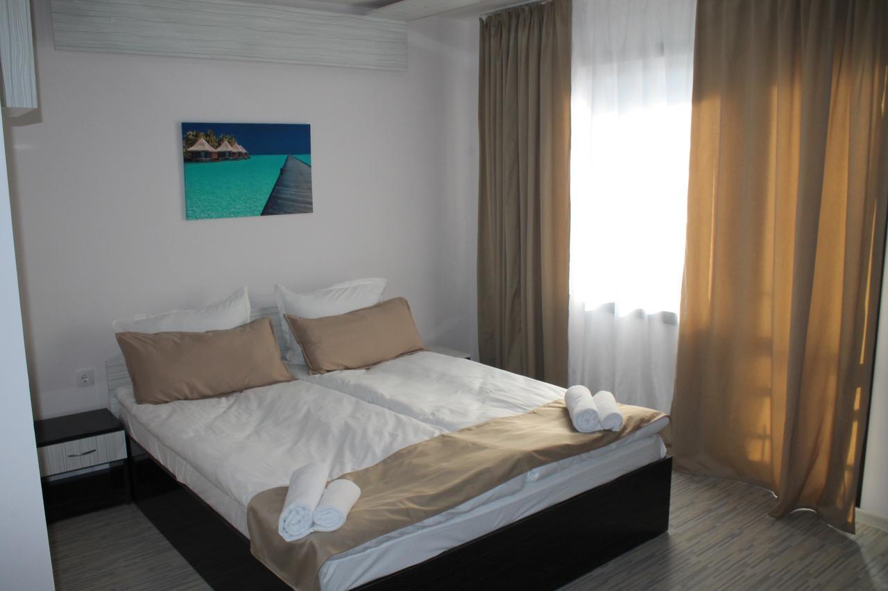 Tiara Hotel Добрич Екстер'єр фото